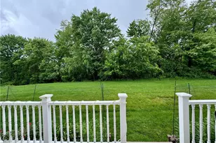 233 Grace Manor Dr, Robinson Twp, PA 15108 - Photo 3