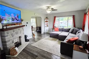 1401 Wade St Ext, Aliquippa, PA 15001 - Photo 3