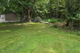 1401 Wade St Ext, Aliquippa, PA 15001 - Photo 23