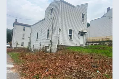 2722 McDowell St, Marshall Shadeland, PA 15212 - Photo 1