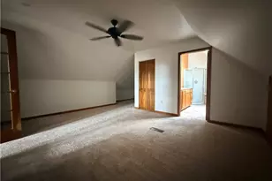 10 Evergreen St, Twp of But SW, PA 16045 - Photo 13