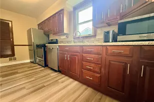 10 Evergreen St, Twp of But SW, PA 16045 - Photo 7