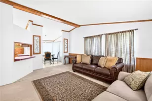 206 Lewis Ave, Jeannette, PA 15644 - Photo 11