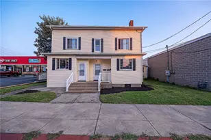 427 Adams St, Rochester, PA 15074 - Photo 1