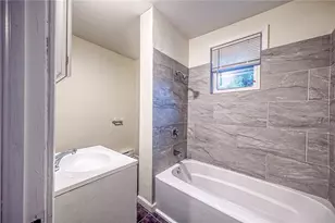 427 Adams St, Rochester, PA 15074 - Photo 9
