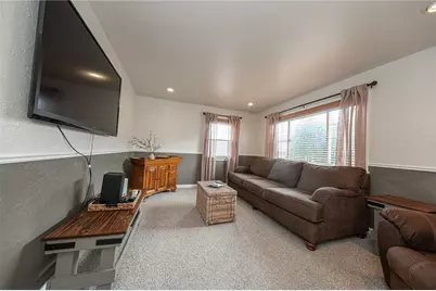 104 Murrysville Rd #cynkar, Level Green, PA 15085 - Photo 11