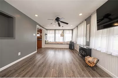 104 Murrysville Rd, Level Green, PA 15085 - Photo 5