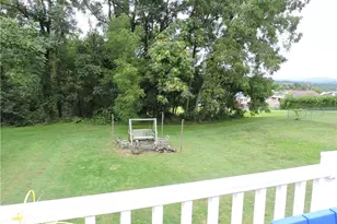 906 W Vine St, Mt Pleasant Boro, PA 15666 - Photo 31