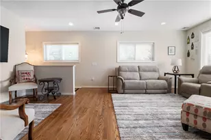 2467 Trotter Dr, Hampton, PA 15101 - Photo 19