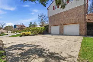 1608 Tamarack Dr, Pittsburgh, PA 15101 - Photo 19
