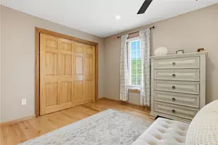 221 Thornberry Dr, Ross Twp, PA 15237 - Photo 23
