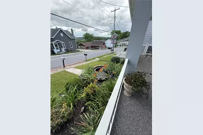 300 E Main St, Stoystown Boro, PA 15563 - Photo 3