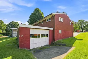 106 Norman Dr, Moon/Crescent Twp, PA 15108 - Photo 23