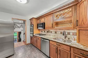 107 Joan Dr, Pittsburgh, PA 15209 - Photo 13