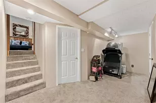 107 Joan Dr, Pittsburgh, PA 15209 - Photo 27