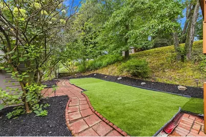 107 Joan Dr, Pittsburgh, PA 15209 - Photo 37