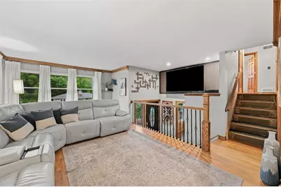 107 Joan Dr, Pittsburgh, PA 15209 - Photo 9