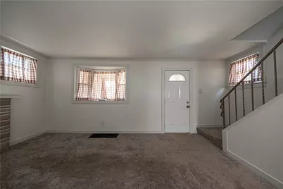 1116 Muldowney Ave, Pittsburgh, PA 15207 - Photo 9