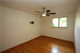 7111 Gayle Dr, Union Township, PA 15332 - Photo 9