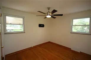 7111 Gayle Dr, Union Township, PA 15332 - Photo 7