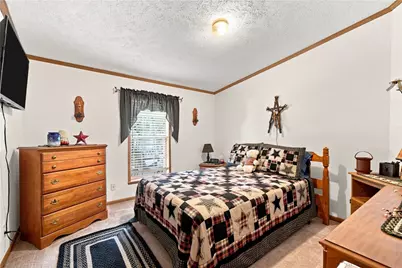 429 Evans, Donegal, PA 15628 - Photo 19