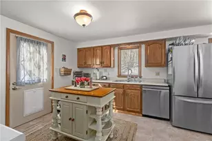 445 Little Creek Rd, Lancaster Township, PA 16037 - Photo 9