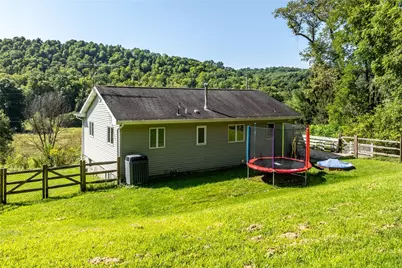 445 Little Creek Road, Lancaster Township, PA 16037 - Photo 29
