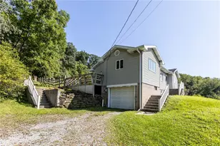 445 Little Creek Rd, Lancaster Township, PA 16037 - Photo 33