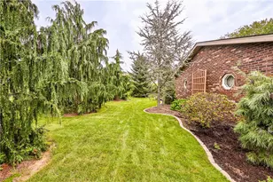 265 Iowa St, Hempfield Township, PA 15601 - Photo 27