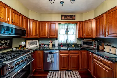 265 Iowa St, Hempfield Township, PA 15601 - Photo 17