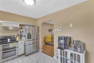 28 Petermans Ln, Pittsburgh, PA 15235 - Photo 17