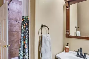 28 Petermans Ln, Pittsburgh, PA 15235 - Photo 25
