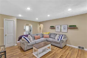 28 Petermans Ln, Pittsburgh, PA 15235 - Photo 21