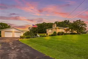 587 Flatwoods Rd, Franklin Township, PA 15486 - Photo 3