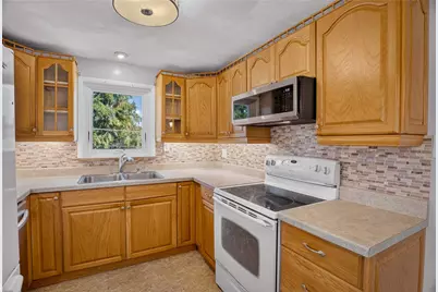 307 Outlook St, Pittsburgh, PA 15227 - Photo 9