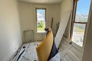 438 New York Ave, Rochester, PA 15074 - Photo 13