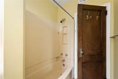 5301 Saint James Ter, Pittsburgh, PA 15232 - Photo 31