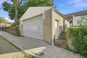 2210 Brownsville Rd, Pittsburgh, PA 15210 - Photo 23