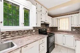 2210 Brownsville Rd, Pittsburgh, PA 15210 - Photo 7