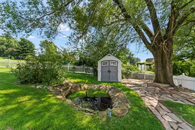 101 Beacon Light Rd, Sewickley Township, PA 15089 - Photo 5