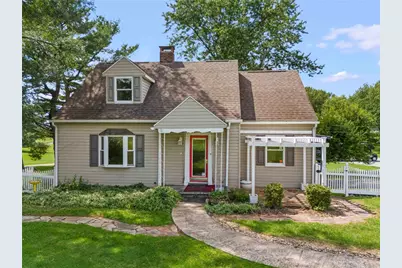 101 Beacon Light Rd, Sewickley Township, PA 15089 - Photo 1