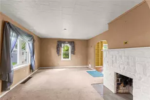 101 Beacon Light Rd, Sewickley Township, PA 15089 - Photo 9