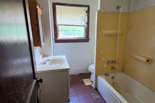 1621 Boundary St, Aliquippa, PA 15001 - Photo 7