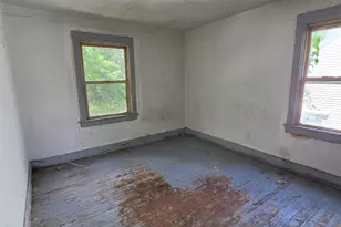 1621 Boundary St, Aliquippa, PA 15001 - Photo 9