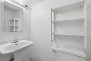 1124 Woodbourne Ave, Pittsburgh, PA 15226 - Photo 13