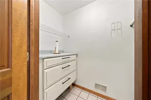 110 Chapel View Dr, Hempfield Township, PA 15601 - Photo 27