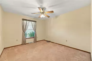 110 Chapel View Dr, Hempfield Township, PA 15601 - Photo 19