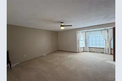 110 Chapel View Dr, Hempfield Township, PA 15601 - Photo 19