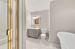 110 Chapel View Dr, Hempfield Township, PA 15601 - Photo 25