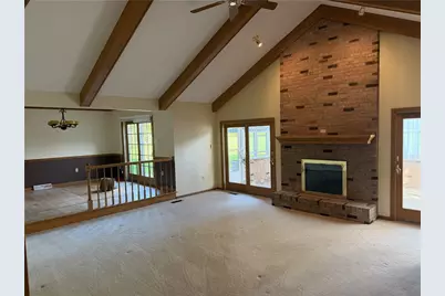110 Chapel View Dr, Hempfield Township, PA 15601 - Photo 9